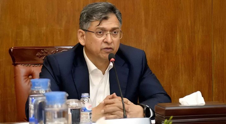 লুট হওয়া ও অবৈধ অস্ত্রের তথ্য দিলে ২ লাখ টাকা পুরস্কার: স্বরাষ্ট্রমন্ত্রী